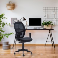 SILLA ESCRITORIO Q3 ERGONOMICA RESPALDO ALTO CON BRAZO NEGRO