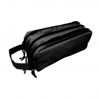 ESTUCHE LISO 3 CIERRES NEGRO CON MANILLA  21X9.5X9