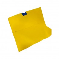TRAPERO AMARILLO CON OJAL